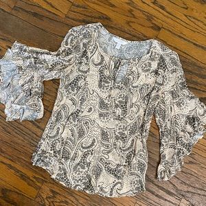 Flutter sleeve shirt